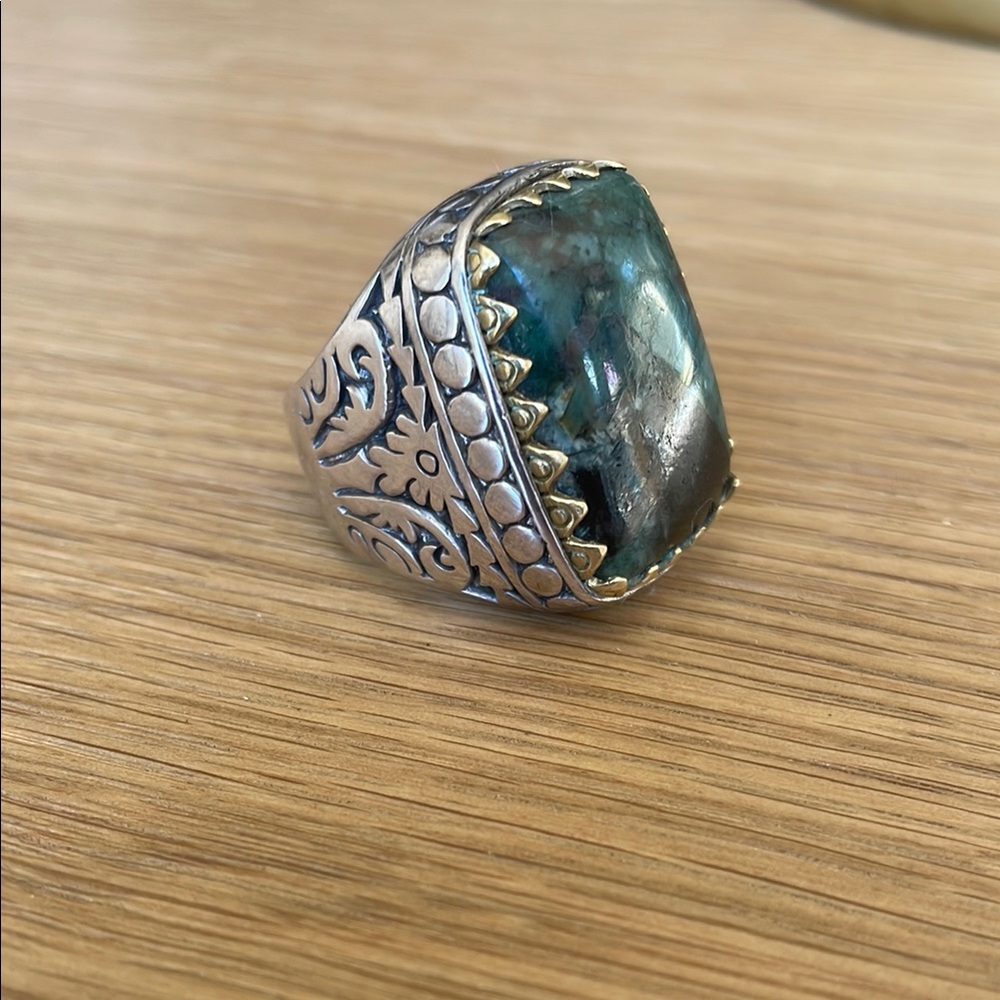 Elegant African Turquoise and 925 Silver and Stone Ring